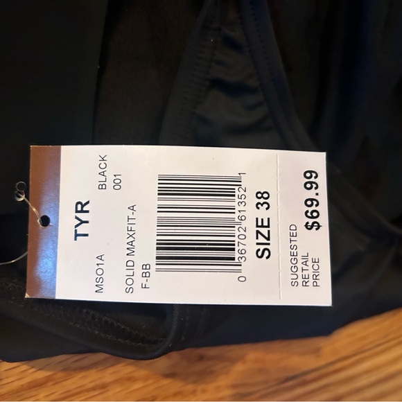 BNWT Solid Maxfit TYR training swimsuit - Picture 4 of 11